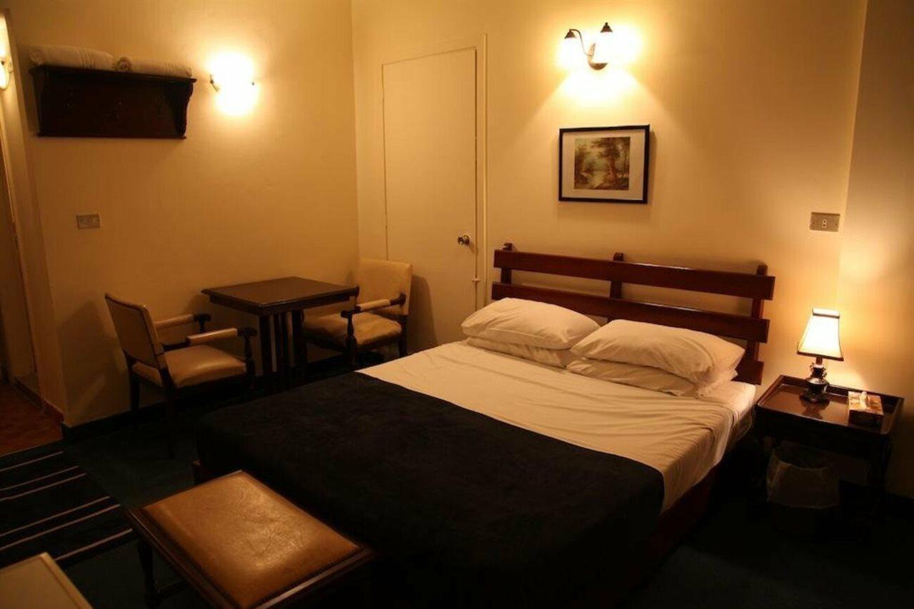 Grand Concerto Hotel Бейрут Екстериор снимка