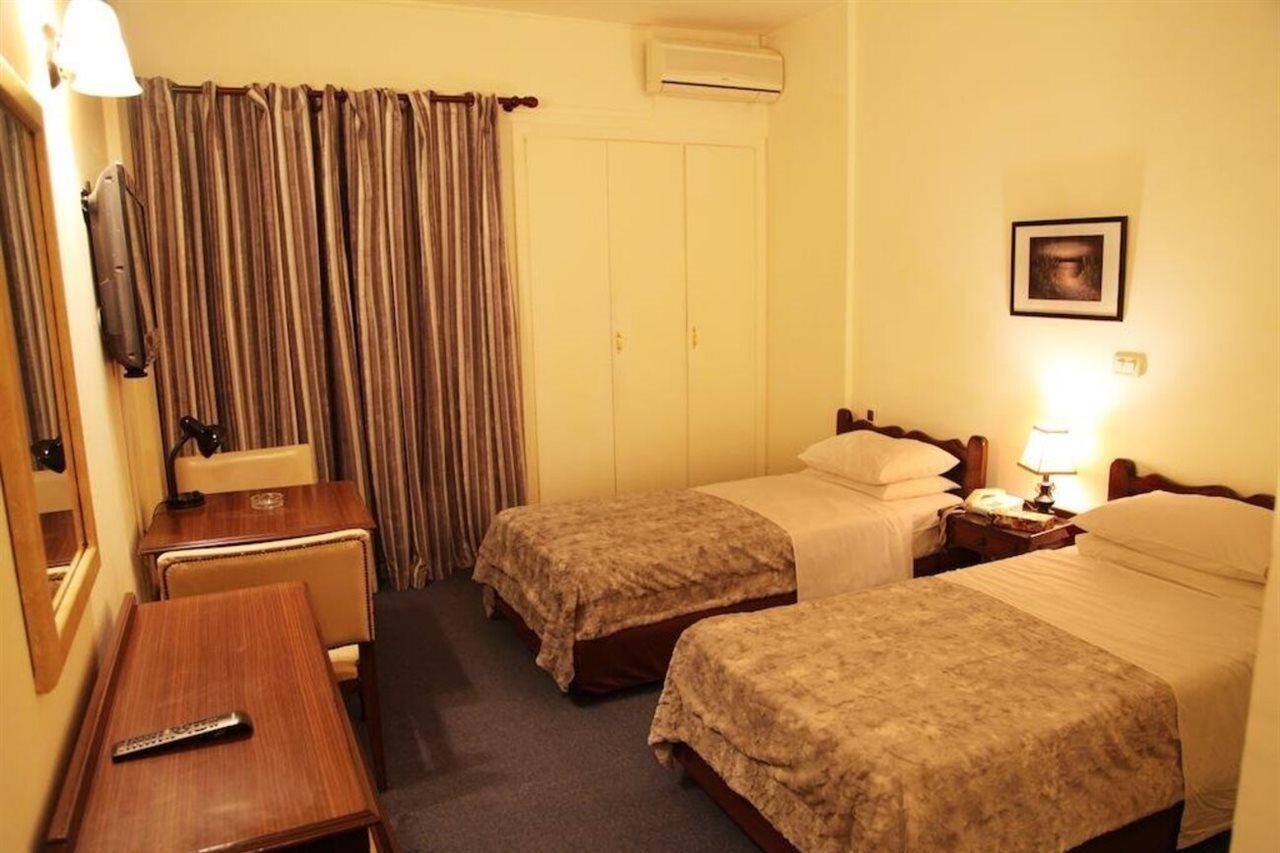 Grand Concerto Hotel Бейрут Екстериор снимка
