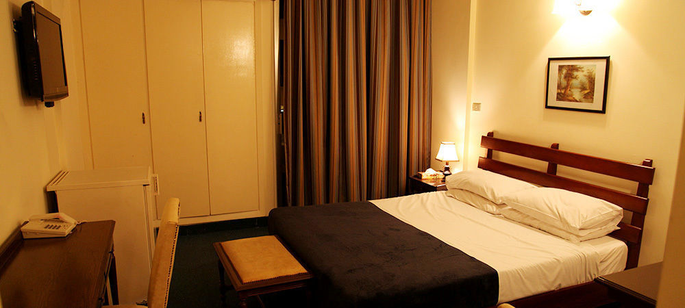 Grand Concerto Hotel Бейрут Екстериор снимка